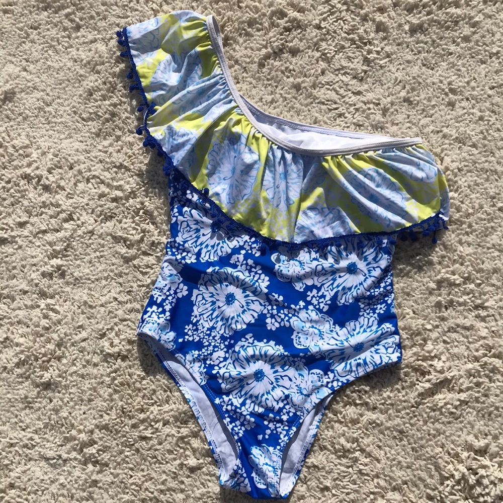 Shein one piece swim suit. Worn once